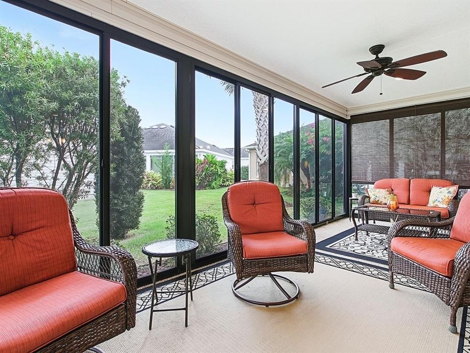 Под контрактом: $410,000 (3 спален, 2 ванн, 1508 Квадратных фут)