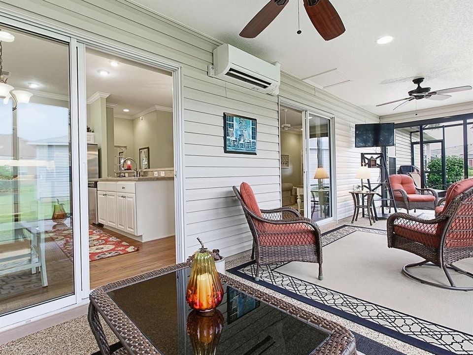 Под контрактом: $410,000 (3 спален, 2 ванн, 1508 Квадратных фут)