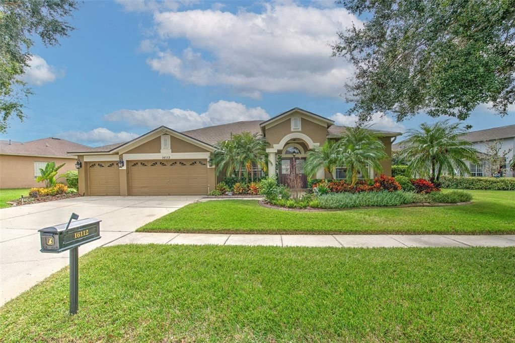 Recently Sold: $699,900 (5 beds, 3 baths, 2987 Square Feet)