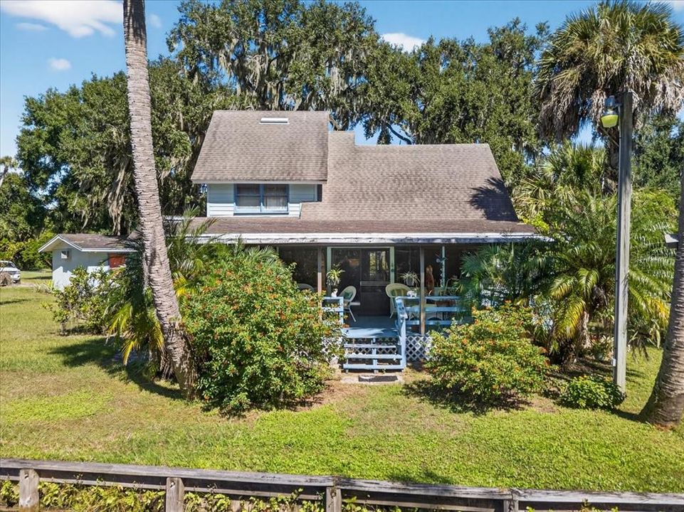 En Venta: $359,900 (3 camas, 2 baños, 1768 Pies cuadrados)