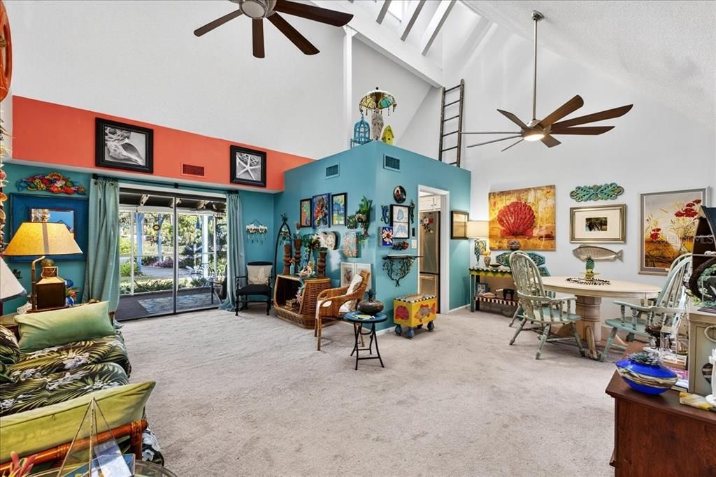 En Venta: $359,900 (3 camas, 2 baños, 1768 Pies cuadrados)