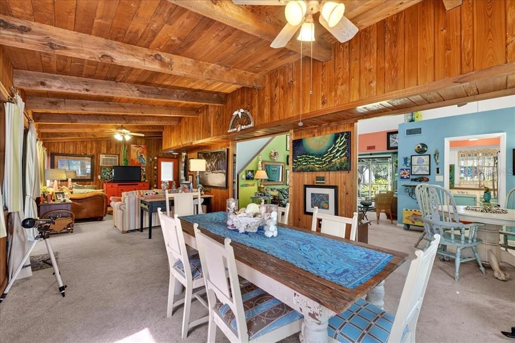 En Venta: $359,900 (3 camas, 2 baños, 1768 Pies cuadrados)