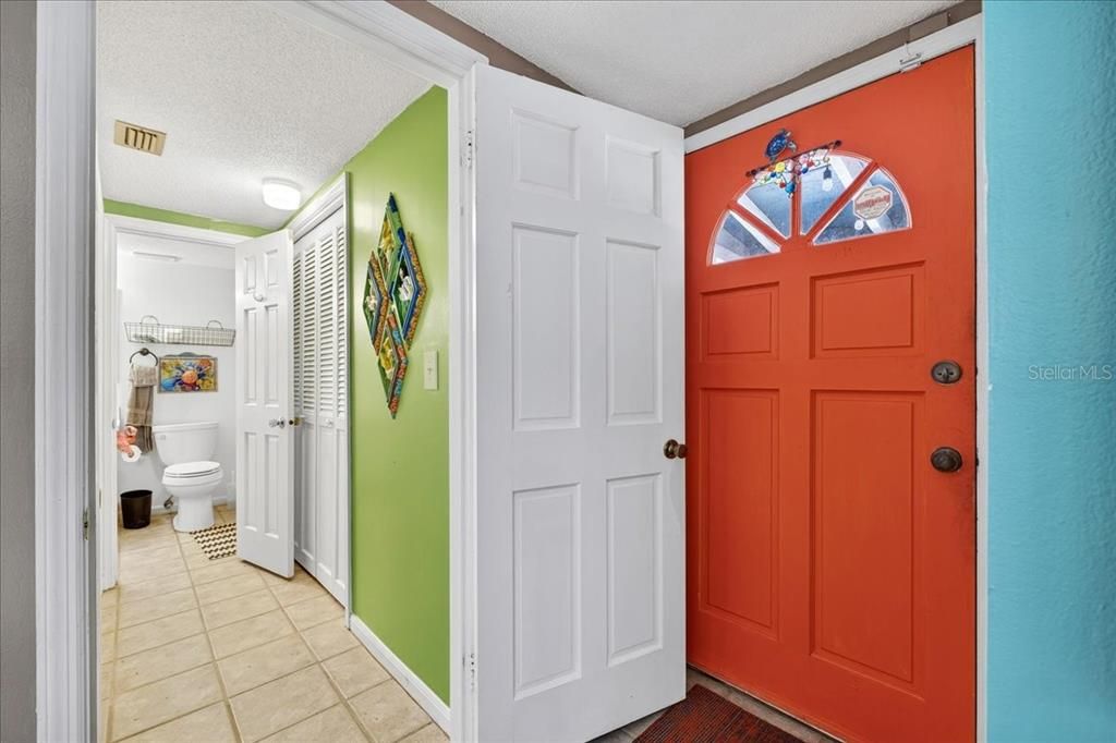 En Venta: $359,900 (3 camas, 2 baños, 1768 Pies cuadrados)