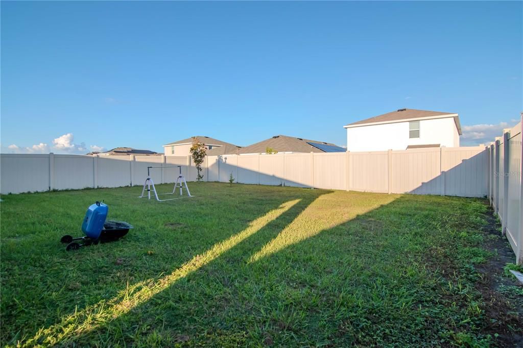 待售: $375,000 (4 贝兹, 2 浴室, 1846 平方英尺)