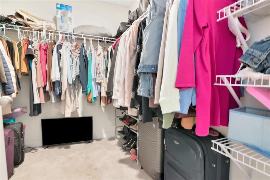 待售: $375,000 (4 贝兹, 2 浴室, 1846 平方英尺)