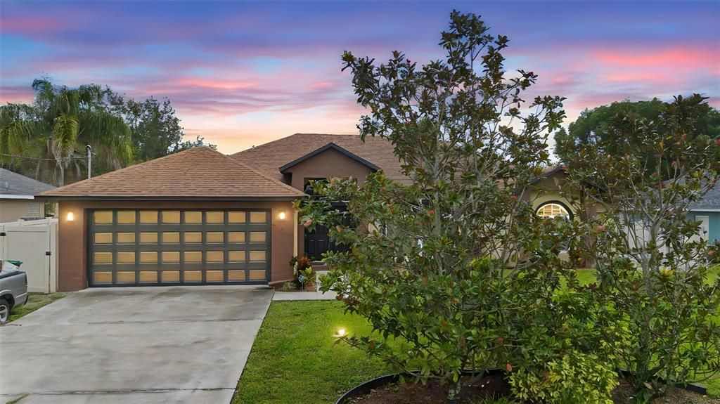 For Sale: $349,900 (3 beds, 2 baths, 1849 Square Feet)