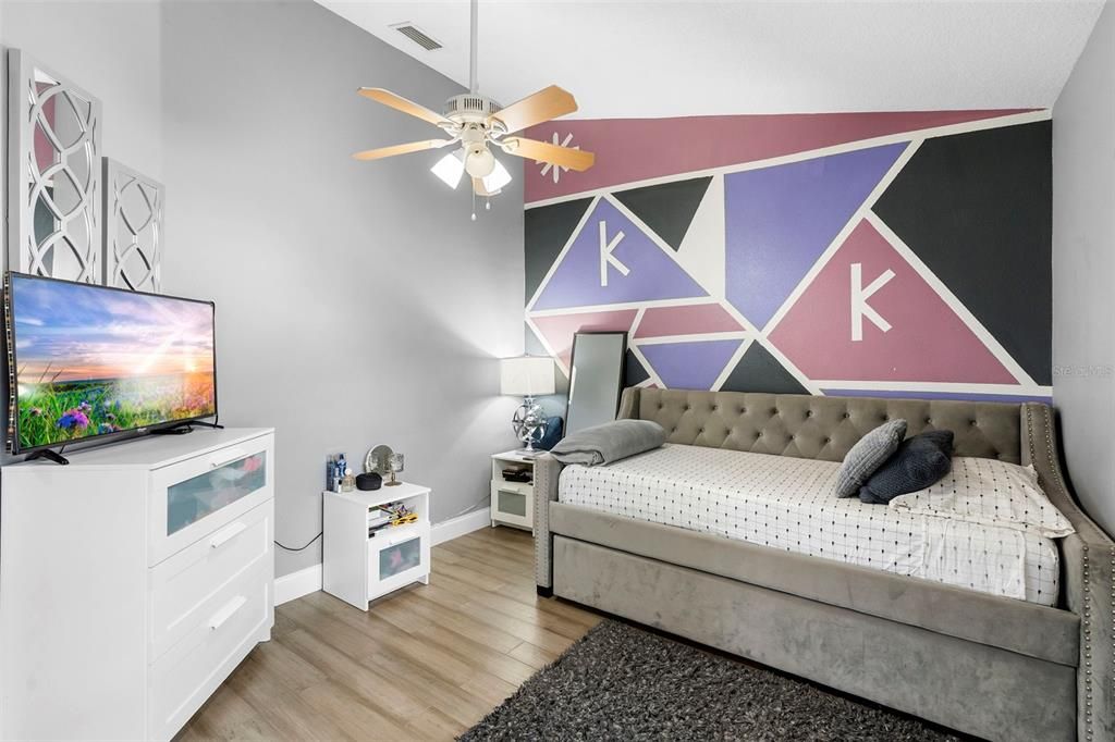 For Sale: $349,900 (3 beds, 2 baths, 1849 Square Feet)