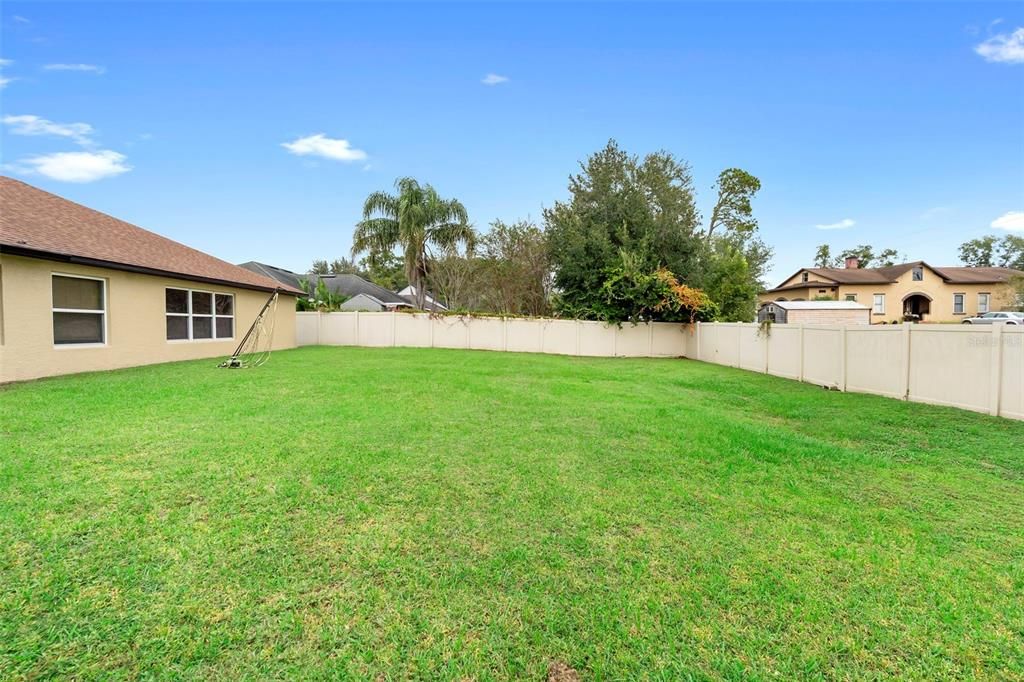 For Sale: $349,900 (3 beds, 2 baths, 1849 Square Feet)