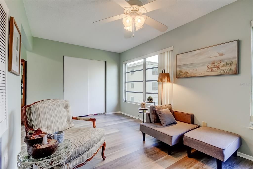 En Venta: $199,000 (2 camas, 2 baños, 1100 Pies cuadrados)