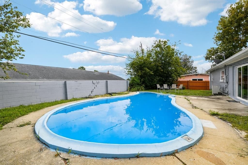 En Venta: $225,000 (3 camas, 1 baños, 1128 Pies cuadrados)