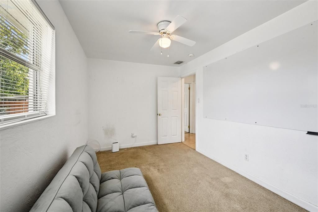 En Venta: $225,000 (3 camas, 1 baños, 1128 Pies cuadrados)