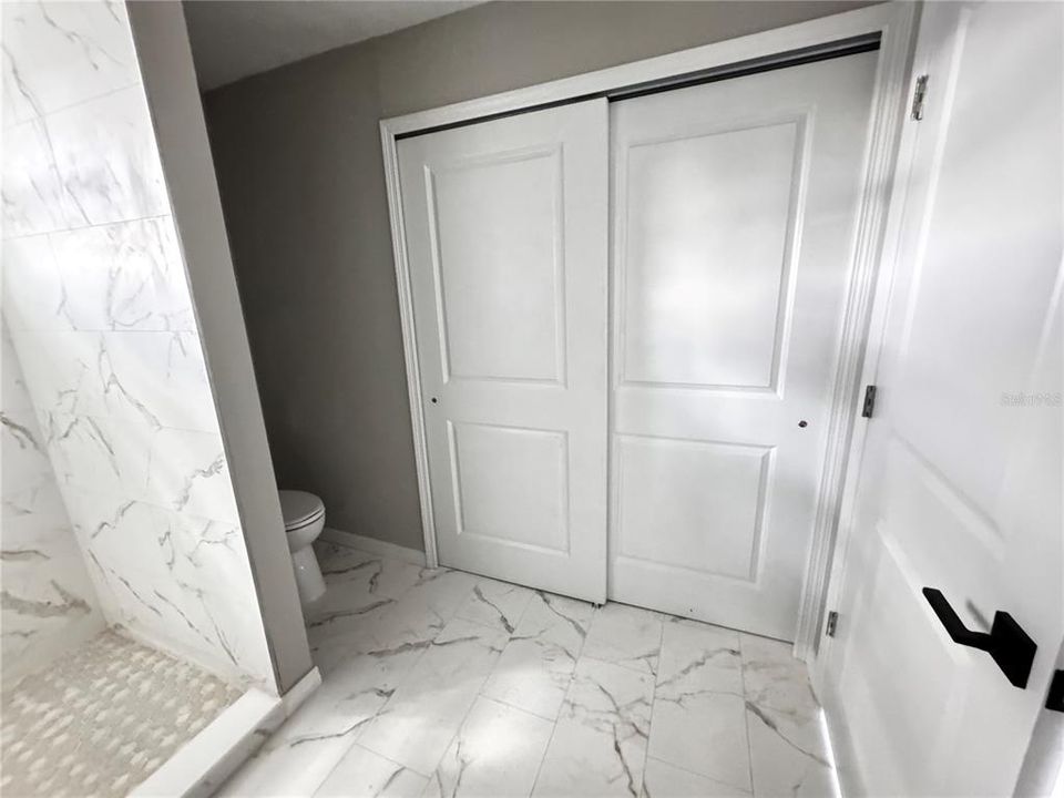 For Sale: $475,000 (3 beds, 2 baths, 1209 Square Feet)