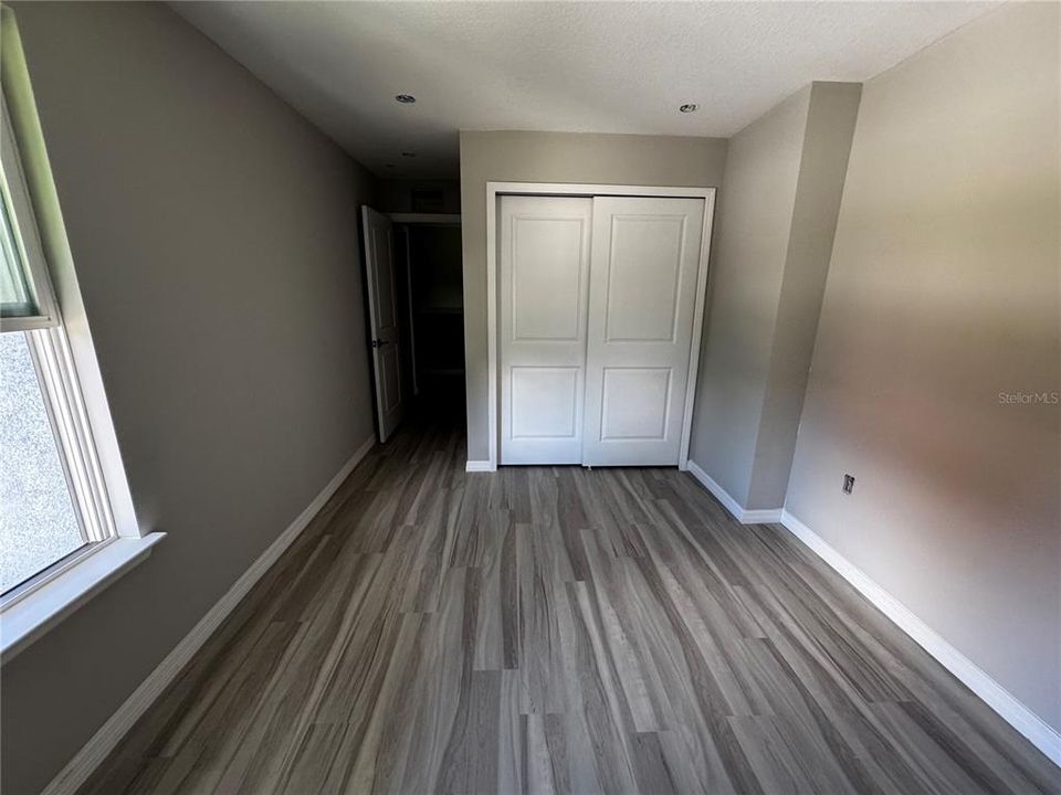 For Sale: $475,000 (3 beds, 2 baths, 1209 Square Feet)