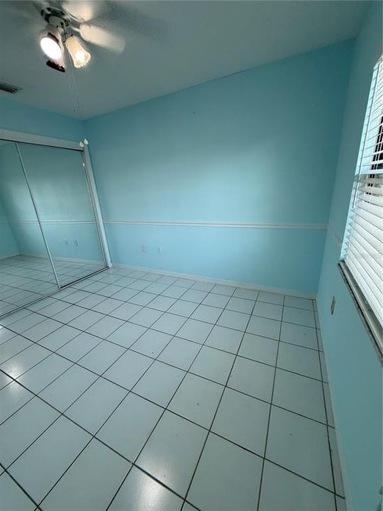 待售: $200,000 (2 贝兹, 2 浴室, 891 平方英尺)