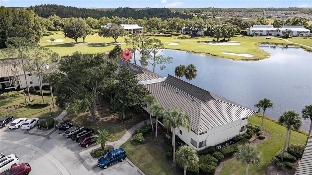 待售: $224,000 (1 贝兹, 1 浴室, 819 平方英尺)