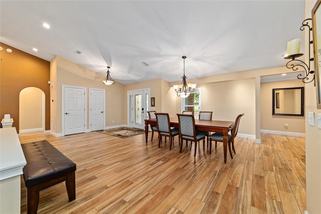 For Sale: $1,049,000 (3 beds, 3 baths, 3540 Square Feet)