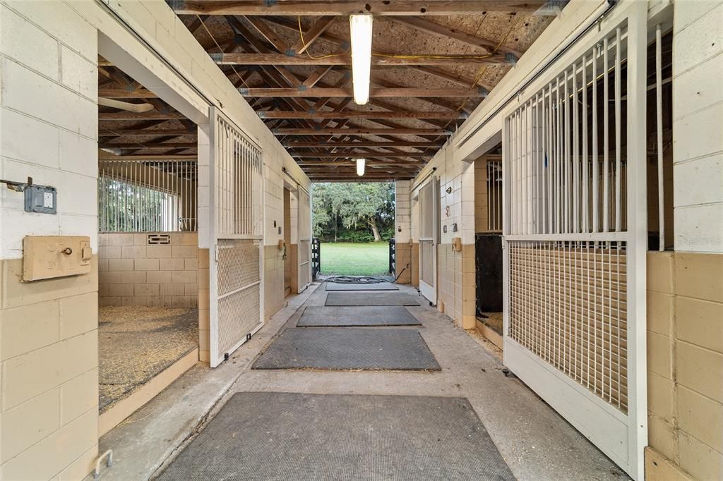 For Sale: $1,049,000 (3 beds, 3 baths, 3540 Square Feet)