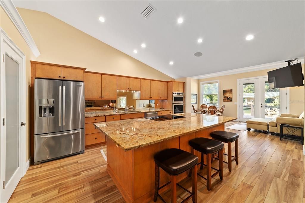 For Sale: $1,049,000 (3 beds, 3 baths, 3540 Square Feet)