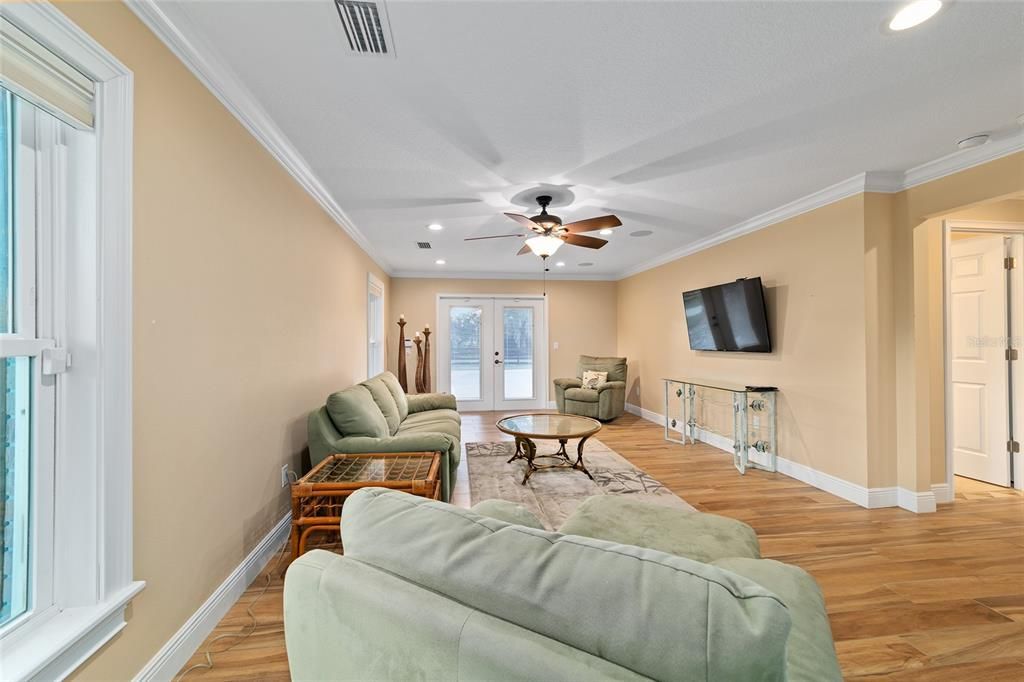 For Sale: $1,049,000 (3 beds, 3 baths, 3540 Square Feet)