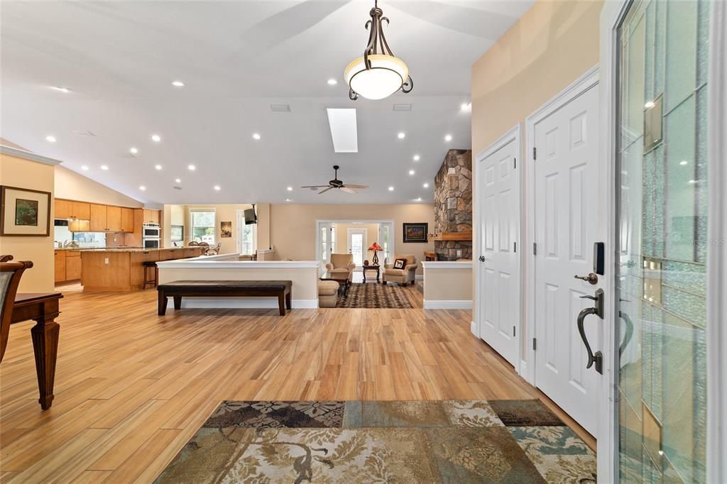 For Sale: $1,049,000 (3 beds, 3 baths, 3540 Square Feet)