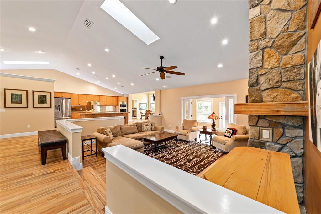 For Sale: $1,049,000 (3 beds, 3 baths, 3540 Square Feet)