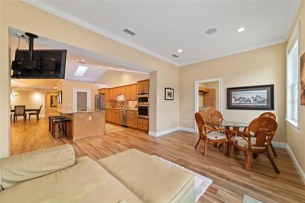 For Sale: $1,049,000 (3 beds, 3 baths, 3540 Square Feet)