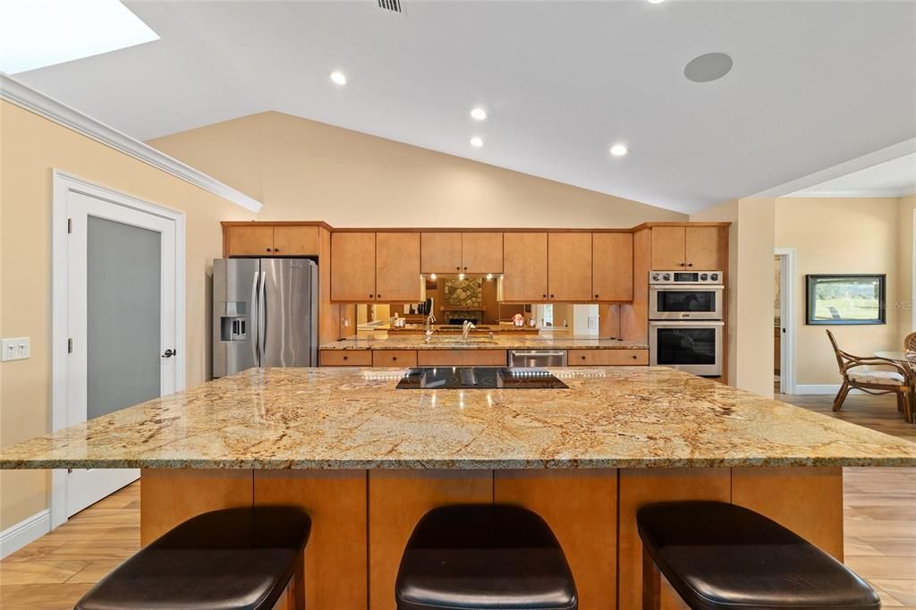 For Sale: $1,049,000 (3 beds, 3 baths, 3540 Square Feet)