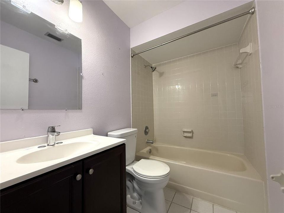 For Rent: $2,300 (2 beds, 2 baths, 1261 Square Feet)