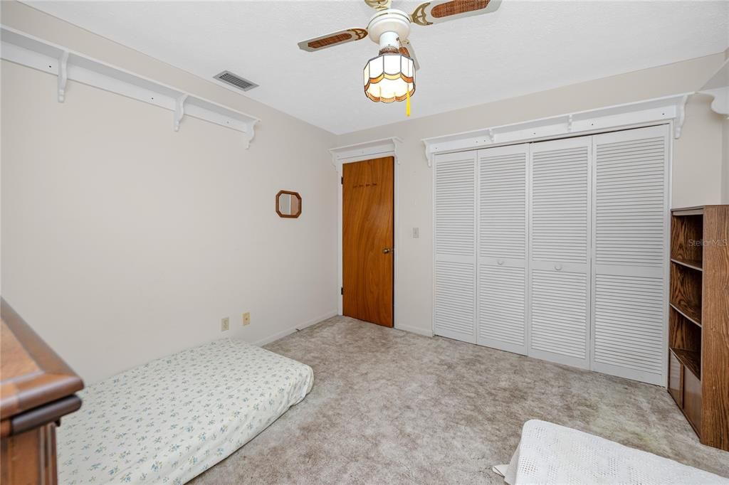 Active With Contract: $475,000 (3 beds, 2 baths, 2172 Square Feet)