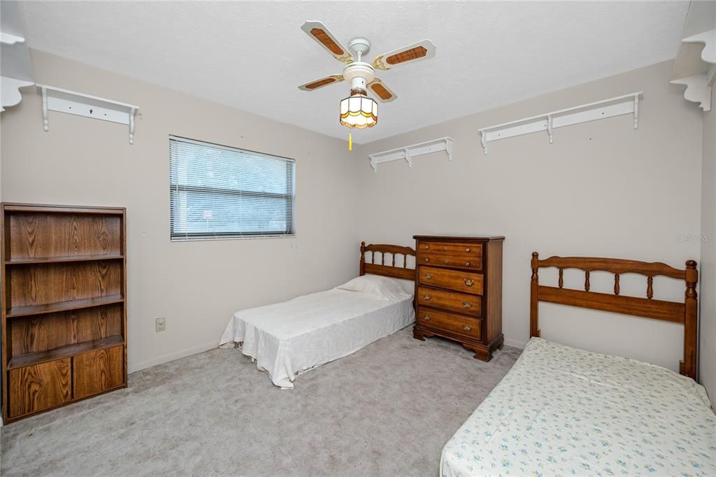 Active With Contract: $475,000 (3 beds, 2 baths, 2172 Square Feet)