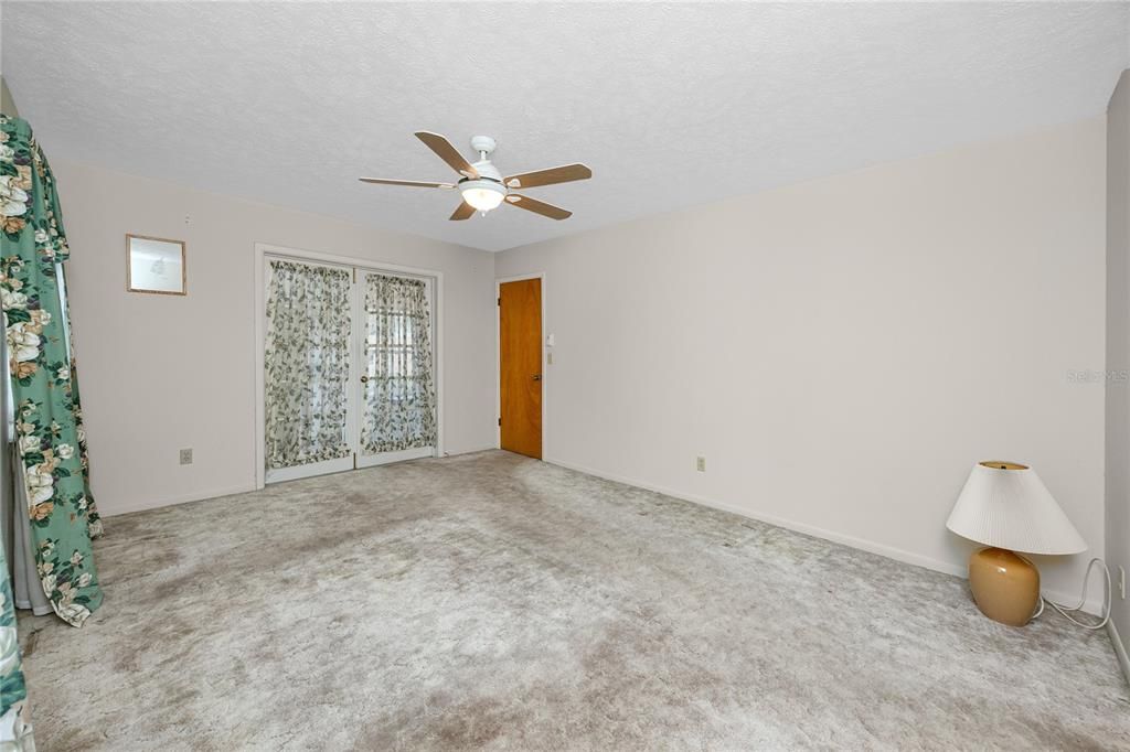 Active With Contract: $475,000 (3 beds, 2 baths, 2172 Square Feet)