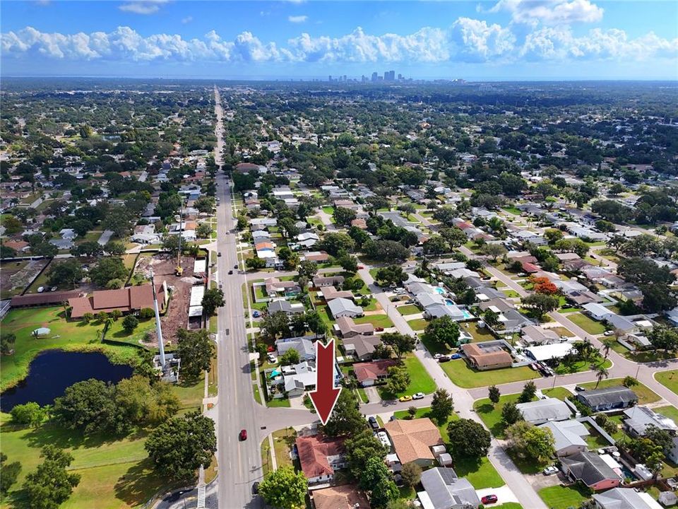 Active With Contract: $475,000 (3 beds, 2 baths, 2172 Square Feet)