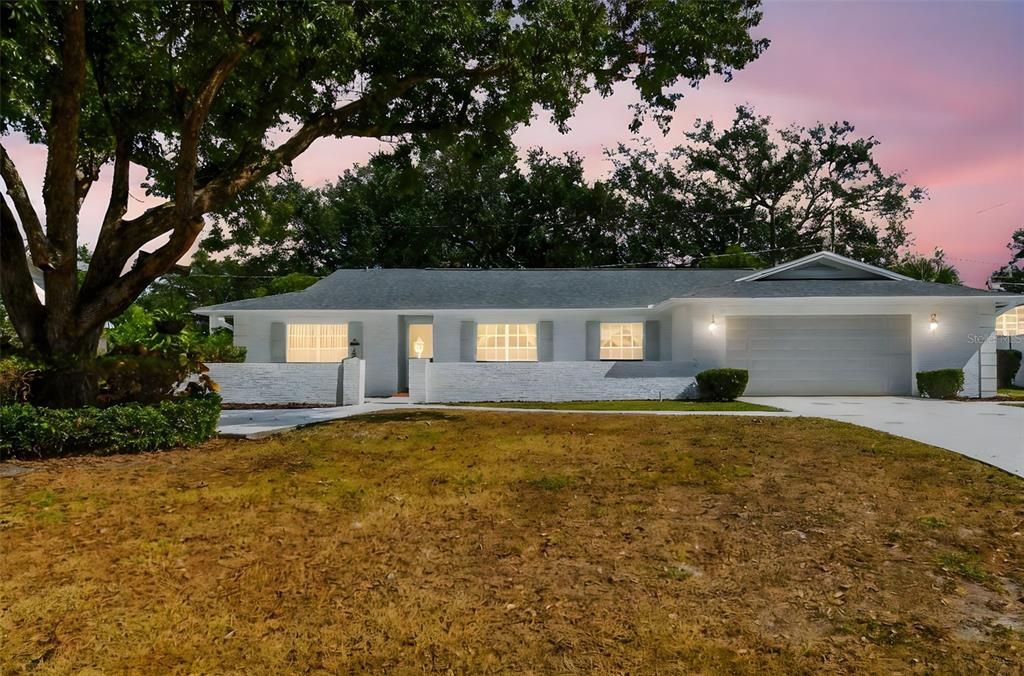 Recently Sold: $375,000 (4 beds, 2 baths, 1843 Square Feet)