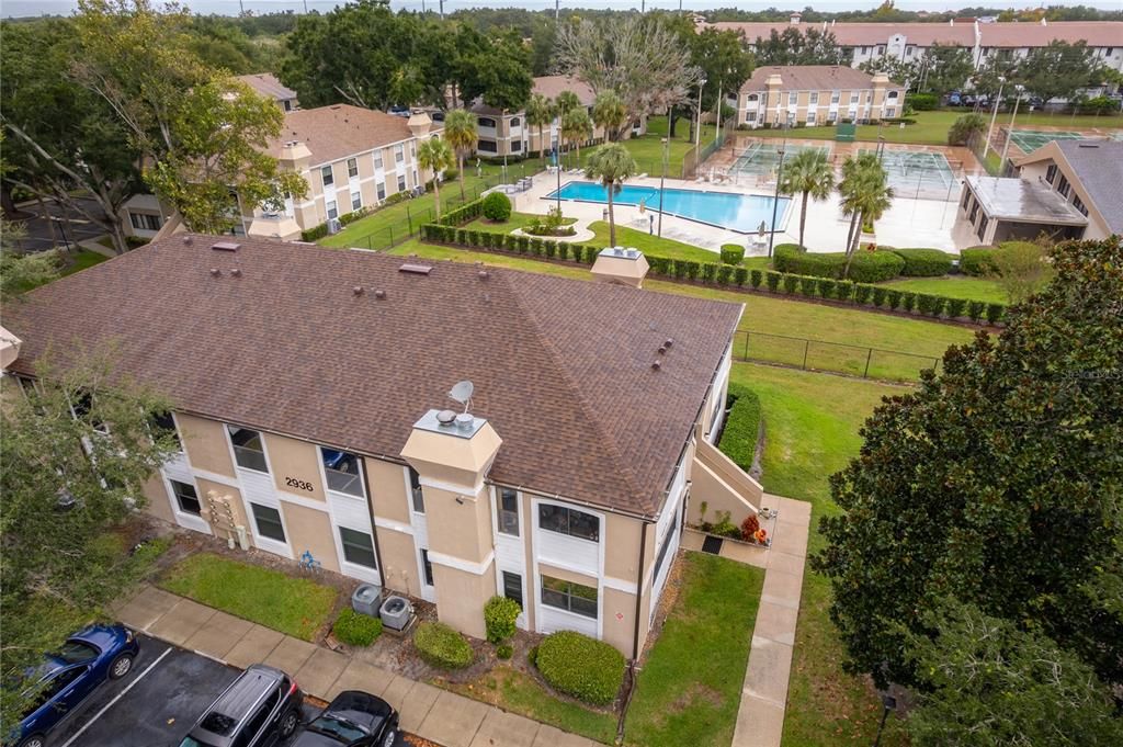 For Sale: $204,990 (2 beds, 2 baths, 889 Square Feet)