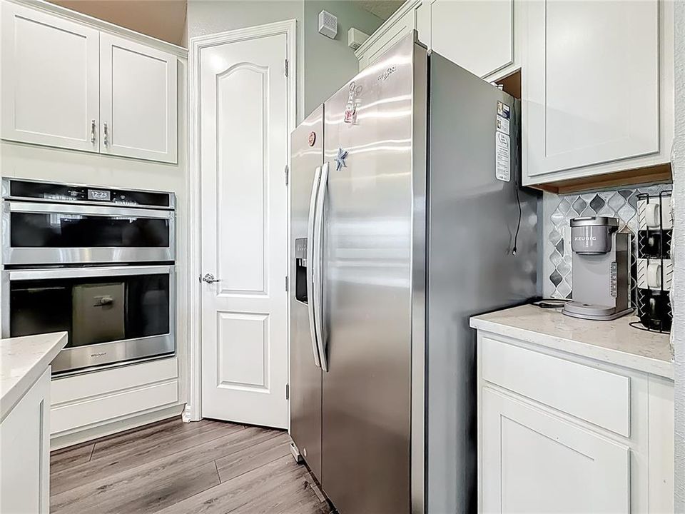 For Sale: $639,900 (4 beds, 3 baths, 2892 Square Feet)