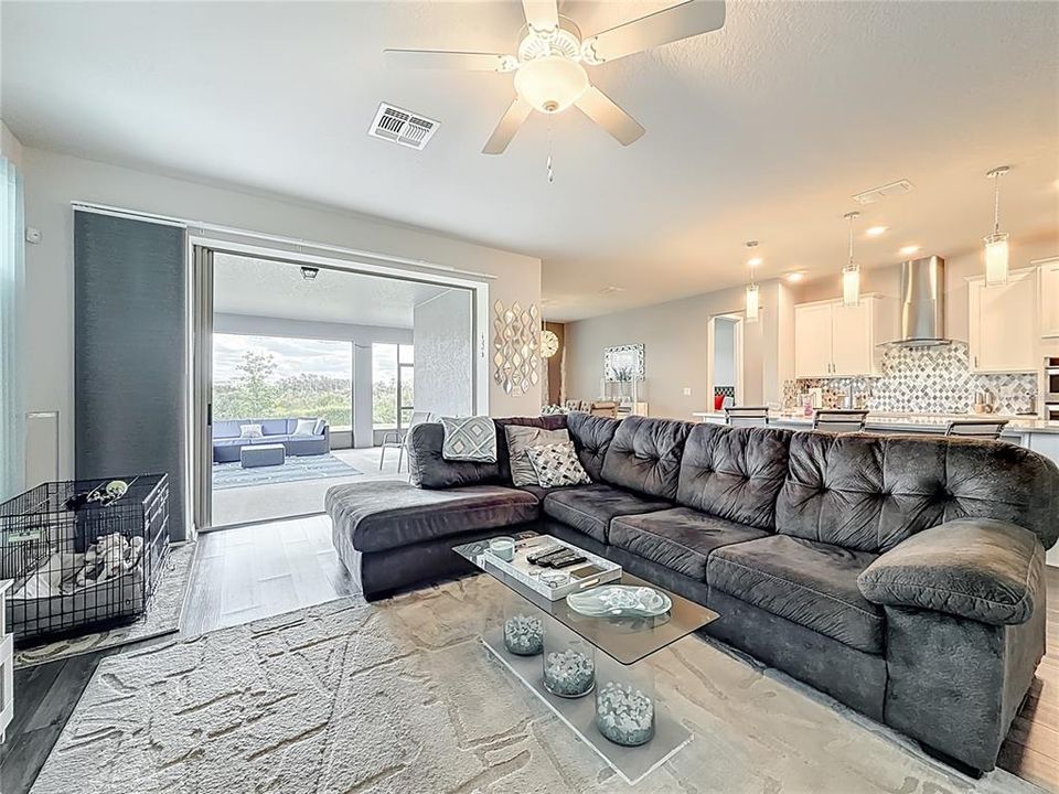 For Sale: $639,900 (4 beds, 3 baths, 2892 Square Feet)