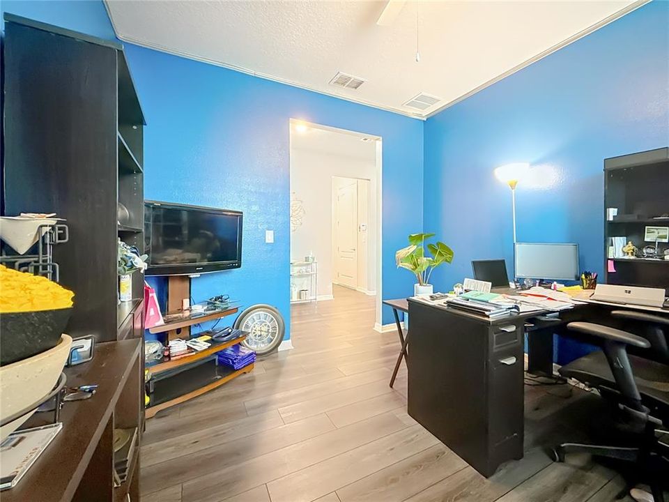 For Sale: $639,900 (4 beds, 3 baths, 2892 Square Feet)