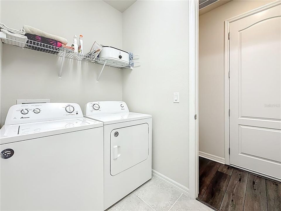 For Sale: $639,900 (4 beds, 3 baths, 2892 Square Feet)