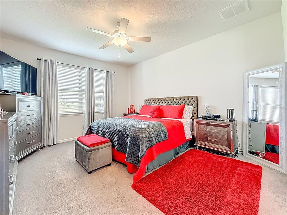 For Sale: $639,900 (4 beds, 3 baths, 2892 Square Feet)