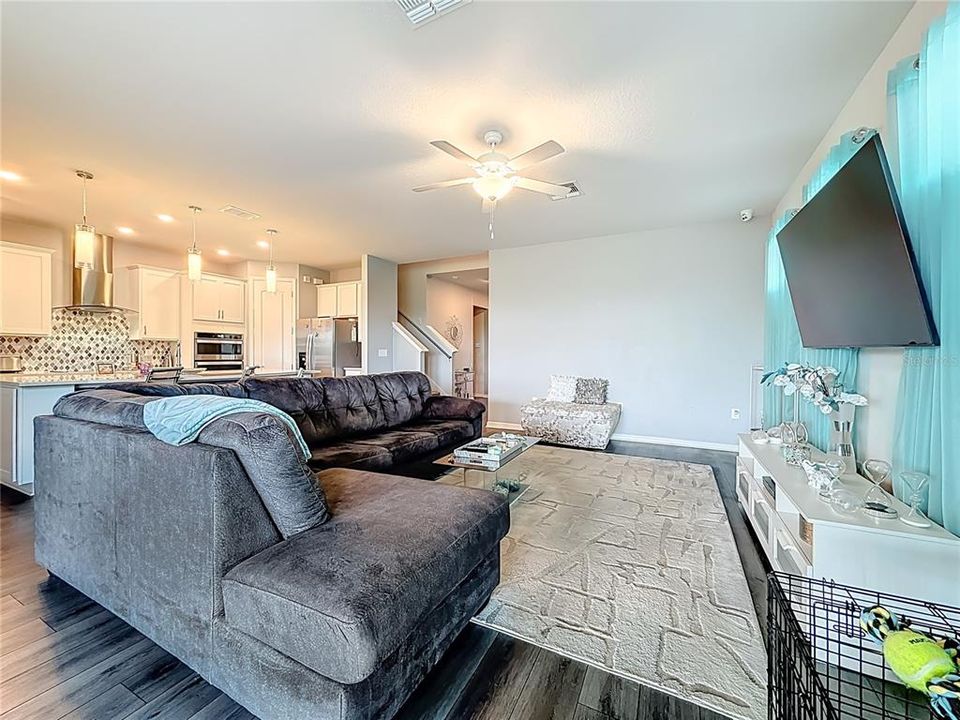 For Sale: $639,900 (4 beds, 3 baths, 2892 Square Feet)