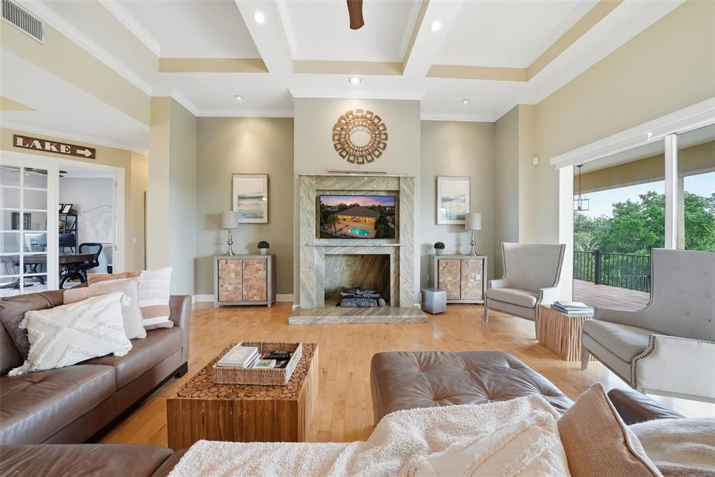 En Venta: $1,150,000 (4 camas, 4 baños, 4200 Pies cuadrados)