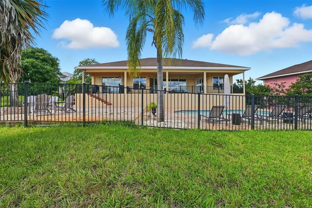 En Venta: $1,150,000 (4 camas, 4 baños, 4200 Pies cuadrados)