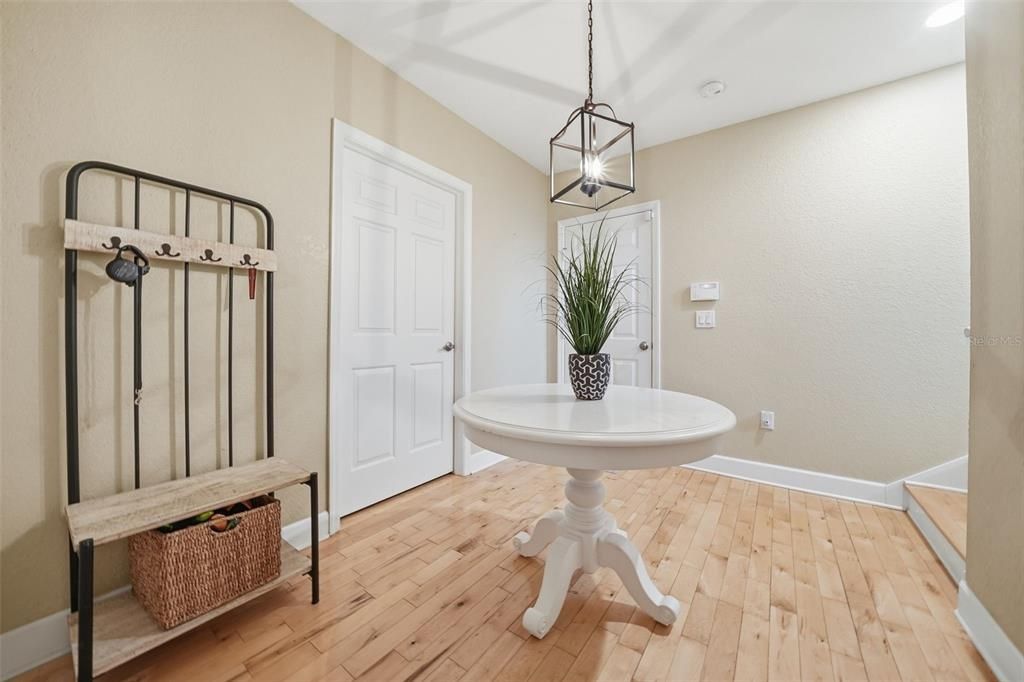 En Venta: $1,150,000 (4 camas, 4 baños, 4200 Pies cuadrados)