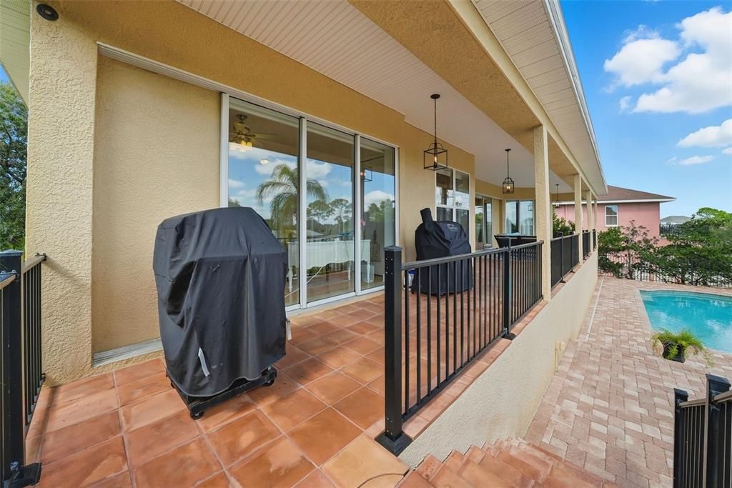 En Venta: $1,150,000 (4 camas, 4 baños, 4200 Pies cuadrados)