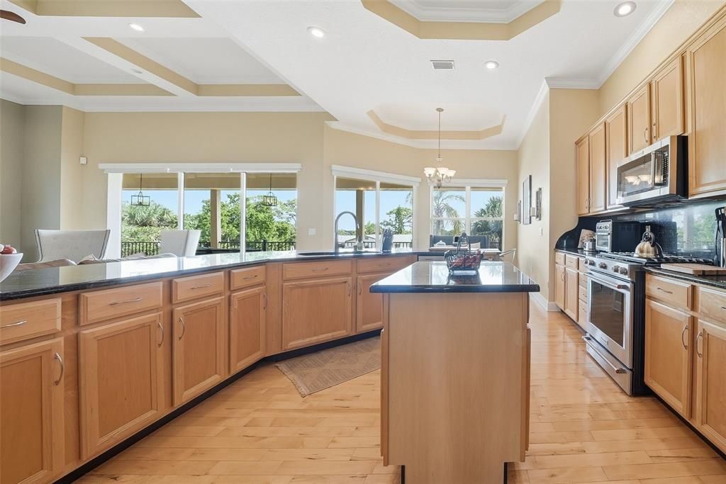 En Venta: $1,150,000 (4 camas, 4 baños, 4200 Pies cuadrados)