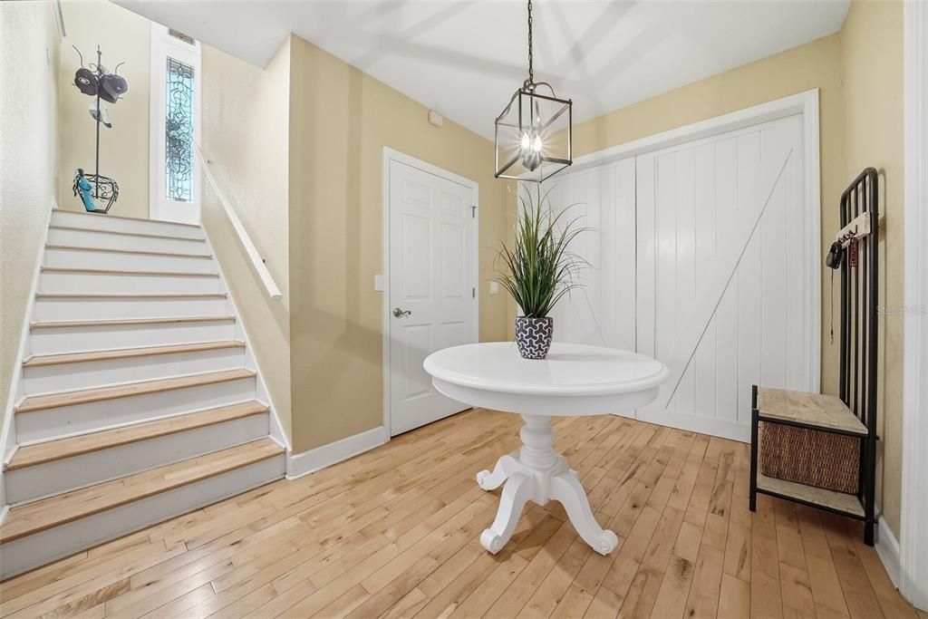 En Venta: $1,150,000 (4 camas, 4 baños, 4200 Pies cuadrados)