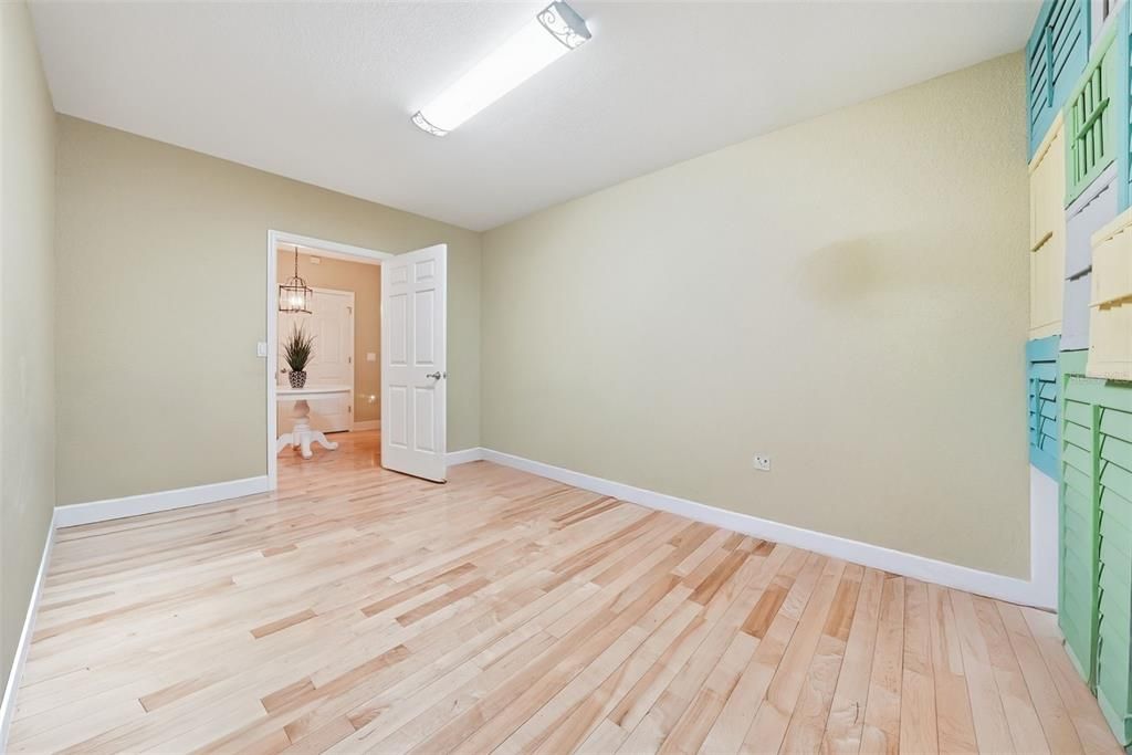 En Venta: $1,150,000 (4 camas, 4 baños, 4200 Pies cuadrados)