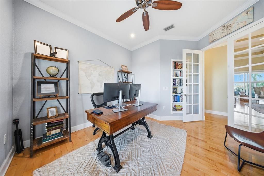 En Venta: $1,150,000 (4 camas, 4 baños, 4200 Pies cuadrados)