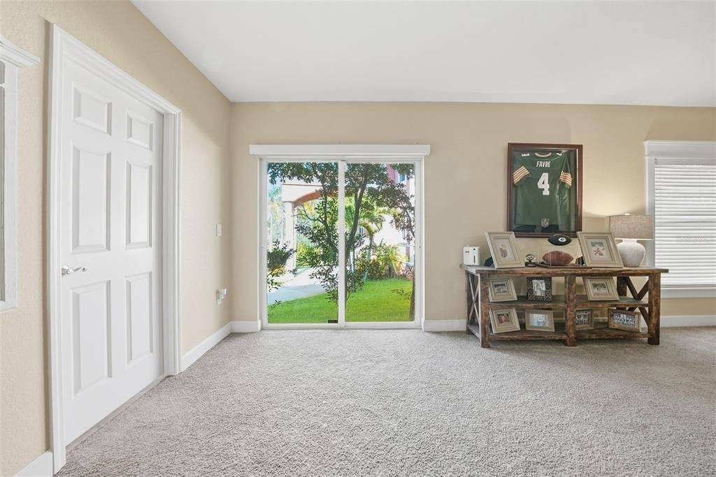 En Venta: $1,150,000 (4 camas, 4 baños, 4200 Pies cuadrados)