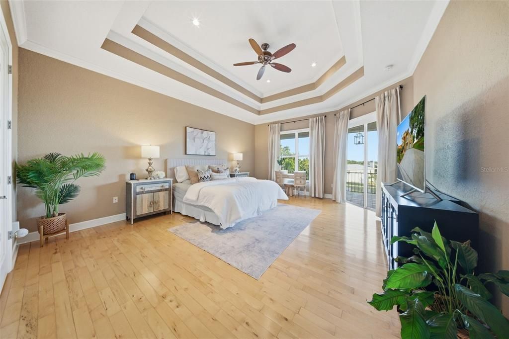 En Venta: $1,150,000 (4 camas, 4 baños, 4200 Pies cuadrados)